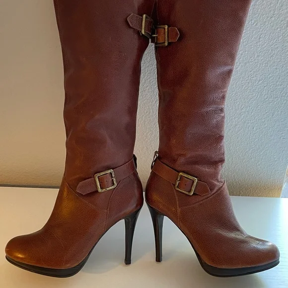High heeled boots used but like new boots👌😍 - Picture 6 of 13